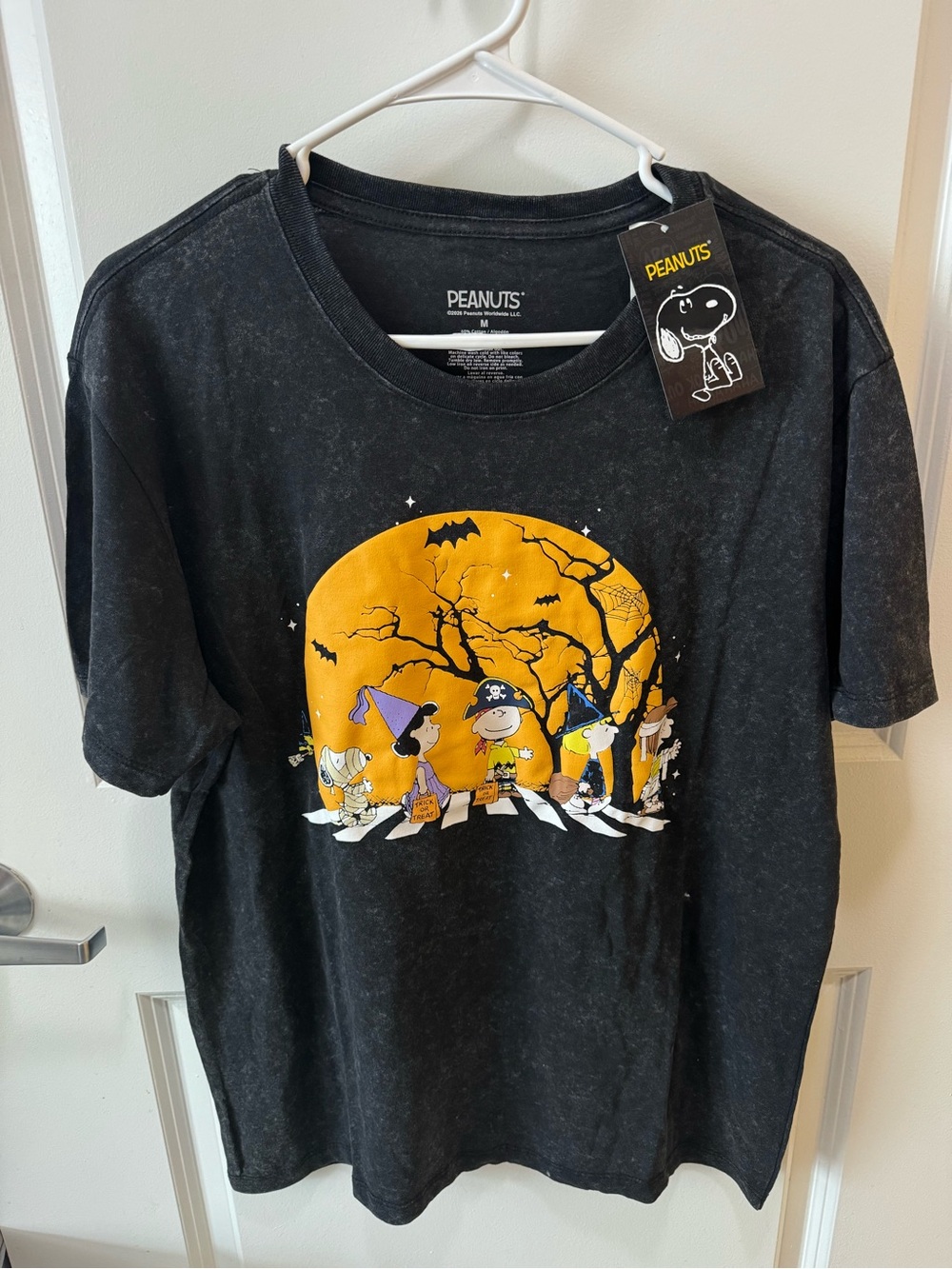 Women’s Snoopy halloween shirt size M - T-shirt